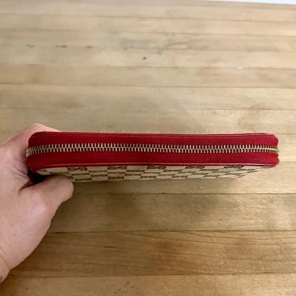 Gucci GG Canvas & Leather Monogram Long Zip Around Wallet Red Trim - Picture 7 of 15